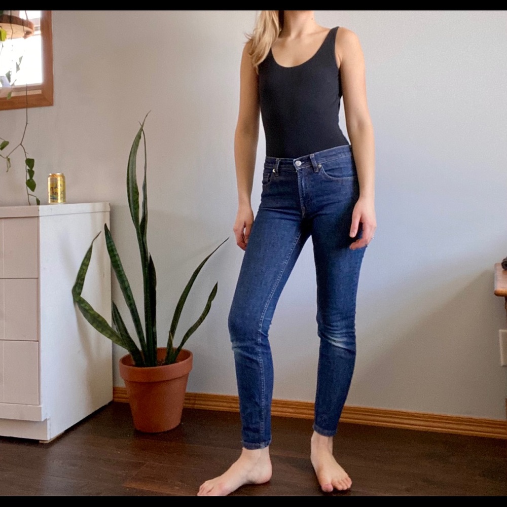 Everlane mid rise skinny Jean medium/dark wash